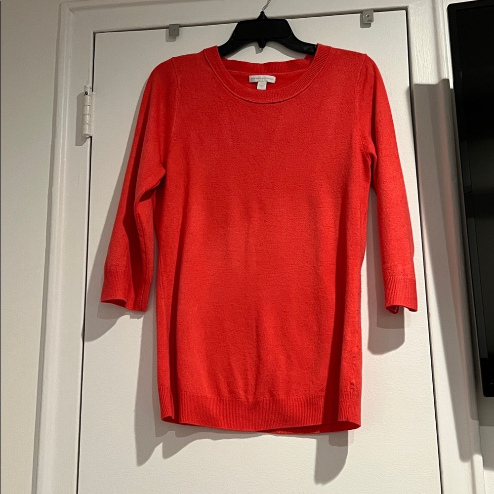 New York and Company Sweater - L